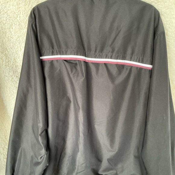 Stylish Black Bomber Jacket with Pink Accent - Picture 3 of 3